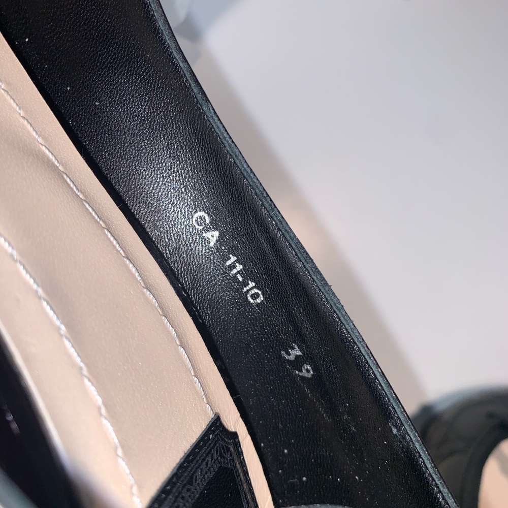 Dior stilettos - Picture 6 of 8